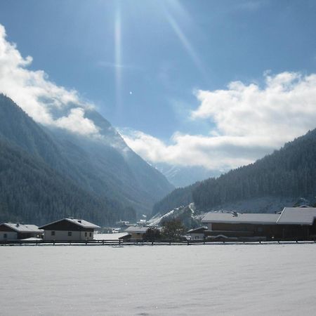 Haus Wally Neustift im Stubaital Exterior photo